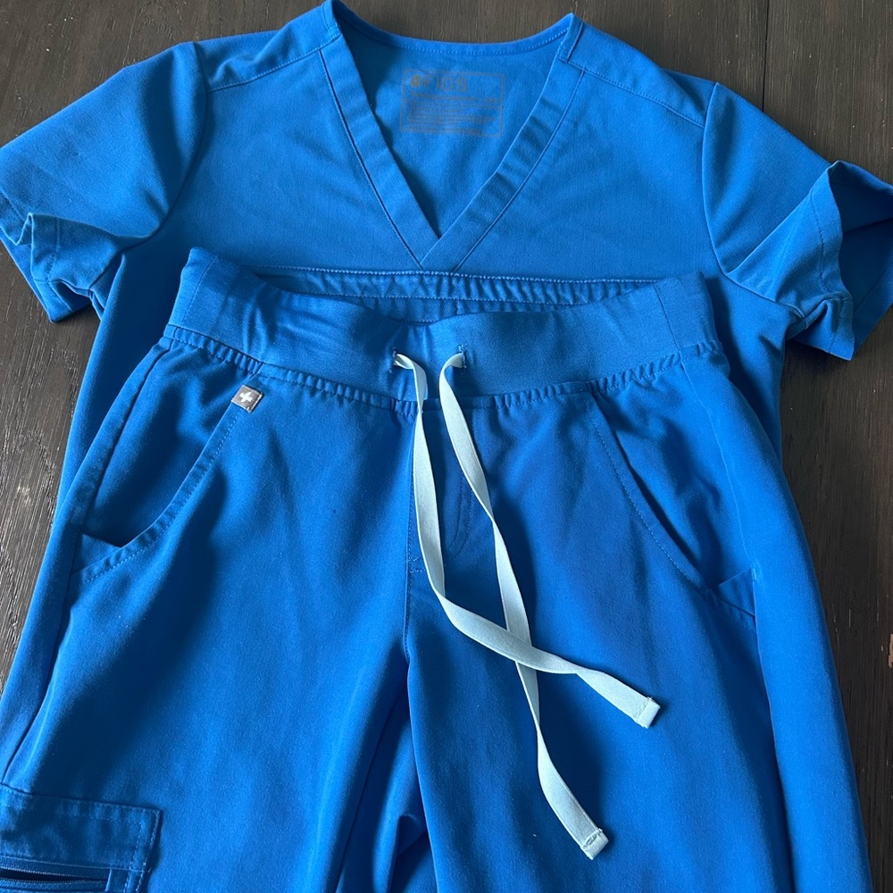 Royal Blue V-Neck Scrub Set